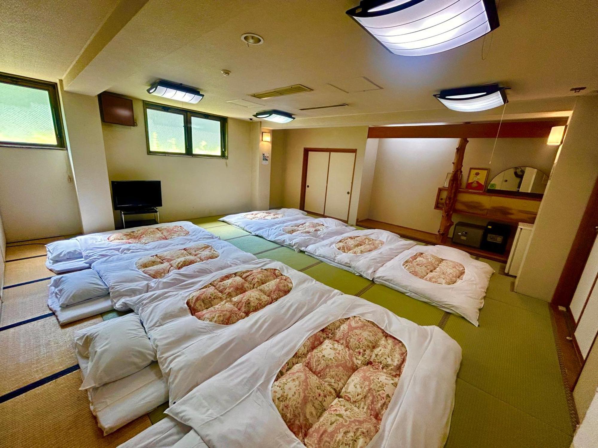 Hotel Montblanc Хакуба-Мура Экстерьер фото